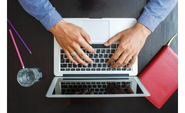 Office dla MacBooka – jak zainstalować i aktywować pakiet krok po kroku