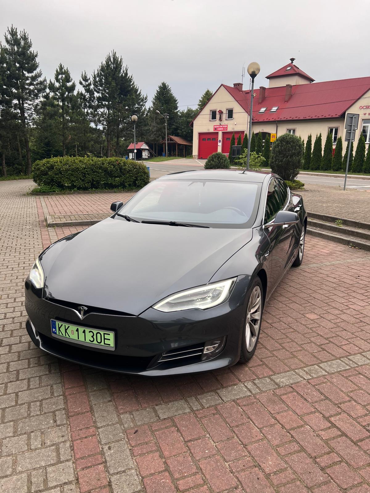 Tesla Model S P100D o mocy 794KM wypożyczalnia Małopolska / Kraków